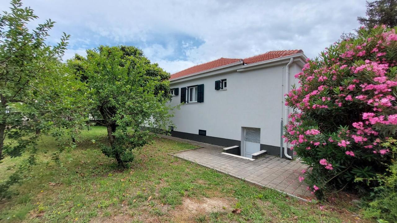 Sailing Forever Bungalow Kastela Dış mekan fotoğraf